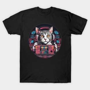 Retro funky feline music cat dj T-Shirt